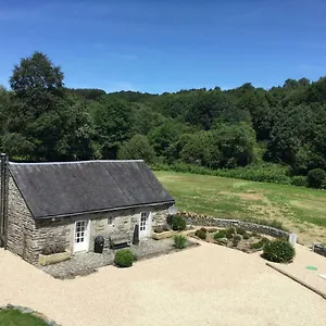 Moulin Du Squiriou Lodge